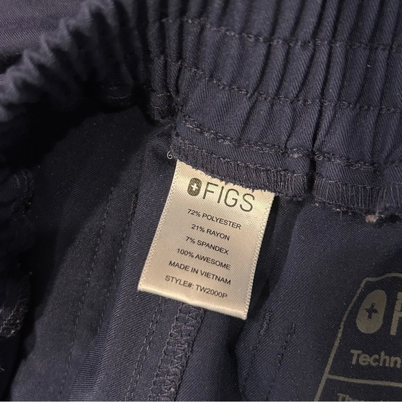 FIGS Yola Skinny Scrub Pants - Picture 7 of 9